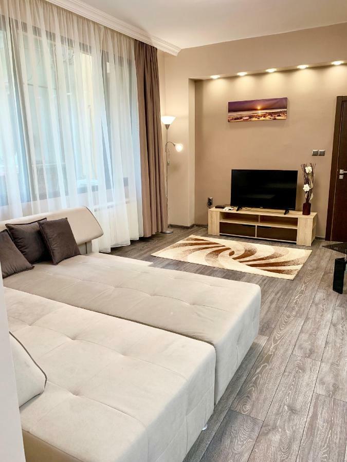 Niki Apart Sofia Ngoại thất bức ảnh
