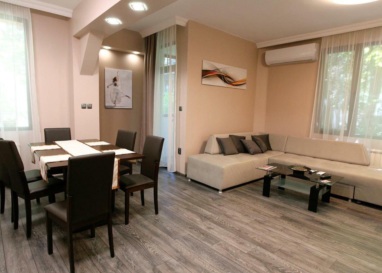 Niki Apart Sofia Ngoại thất bức ảnh