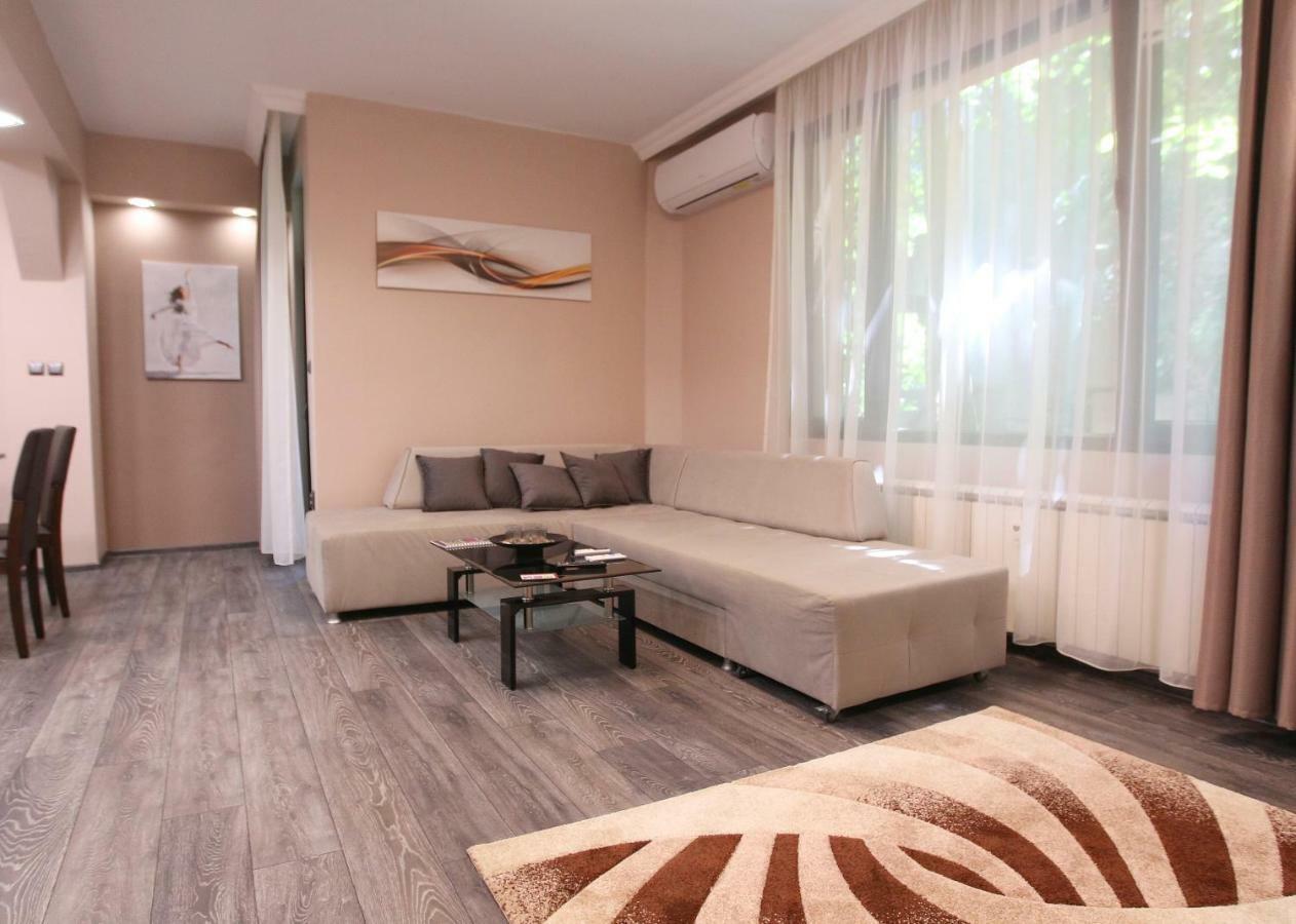 Niki Apart Sofia Ngoại thất bức ảnh